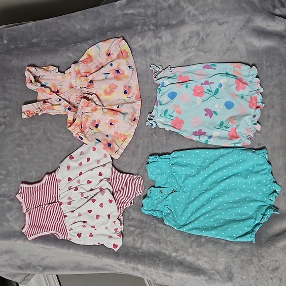 Bundle of 4 Adorable Romper / Dresses 6 month - Picture 6 of 6